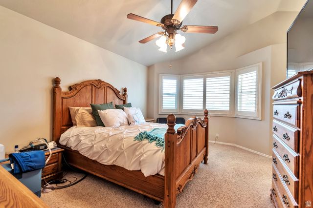 9044 S PINE LAUREL LN, West Jordan, UT 84081