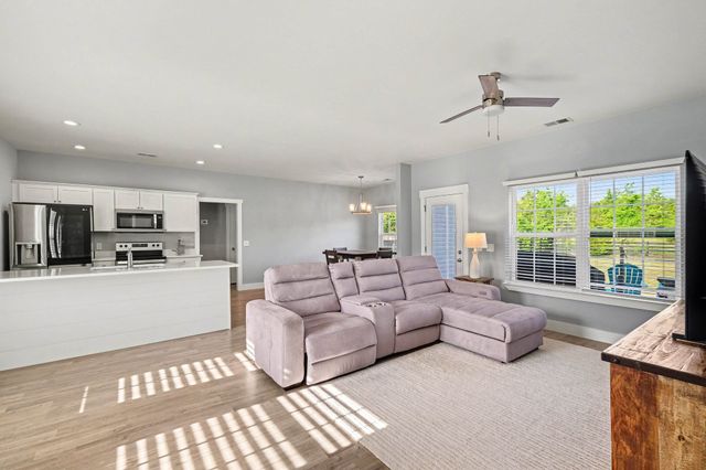 3178 Rucker Rd, S, Christiana, TN 37037