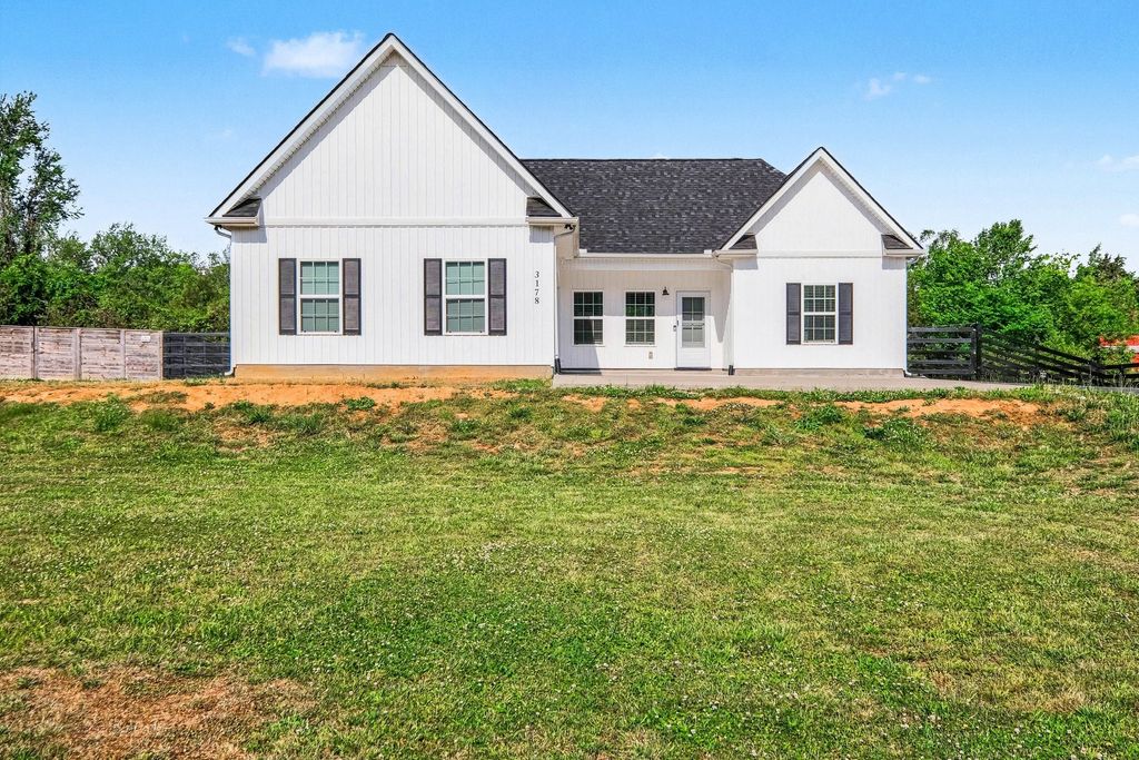 3178 Rucker Rd, S, Christiana, TN 37037