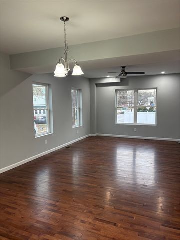 184 Avenue C E-1, Woonsocket, RI 02895