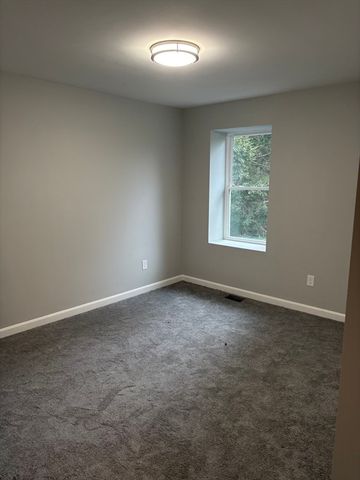184 Avenue C E-1, Woonsocket, RI 02895