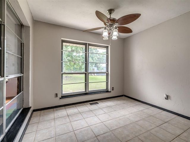 3904 Redbud Lane, Edmond, OK 73034