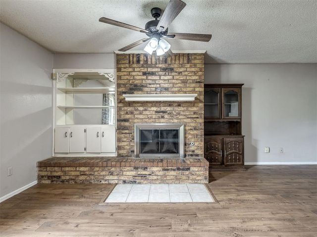 3904 Redbud Lane, Edmond, OK 73034