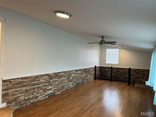 3958 Highway Nn, Pacific, MO 63069