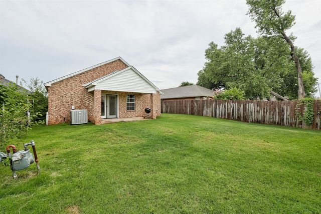 11125 Springhollow Court, Oklahoma City, OK 73120