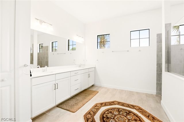 13991 Binghampton DR N, Fort Myers, FL 33905