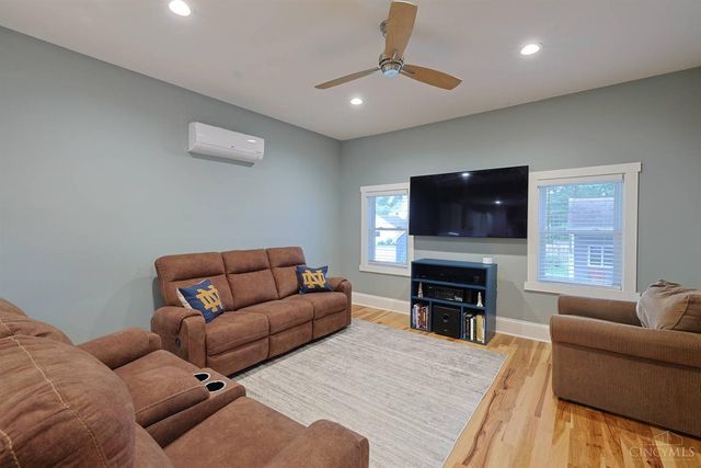 11 Laurel Avenue, Milford, OH 45150