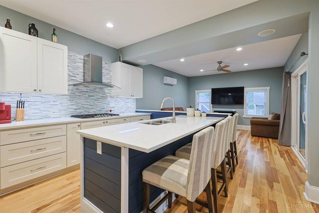 11 Laurel Avenue, Milford, OH 45150