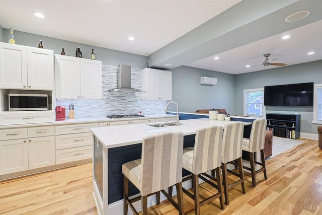 11 Laurel Avenue, Milford, OH 45150