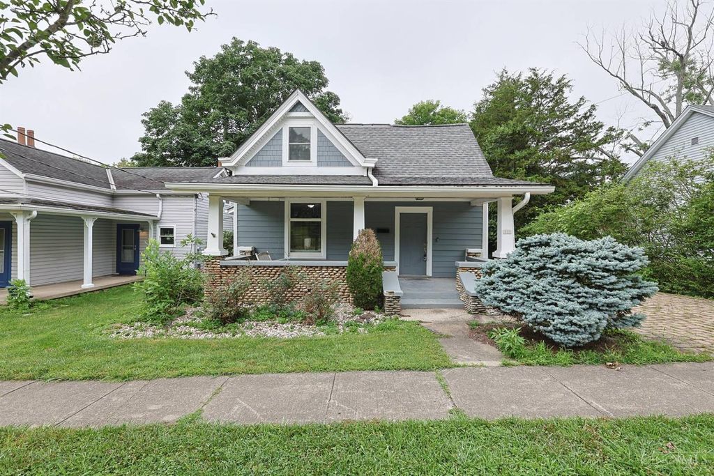 11 Laurel Avenue, Milford, OH 45150