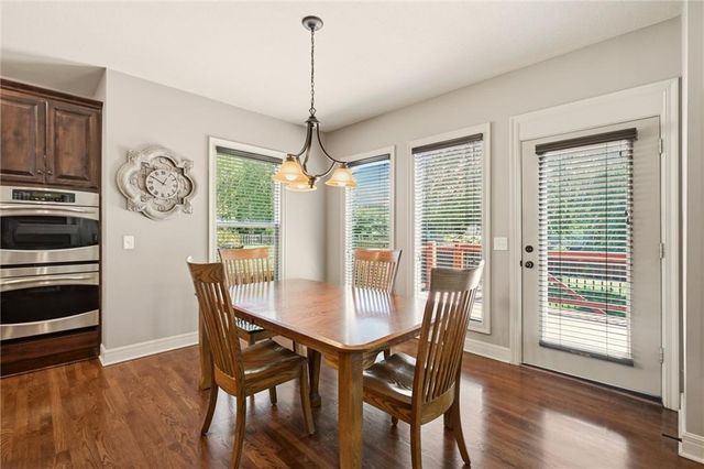 15447 W 164th Terrace, Olathe, KS 66062