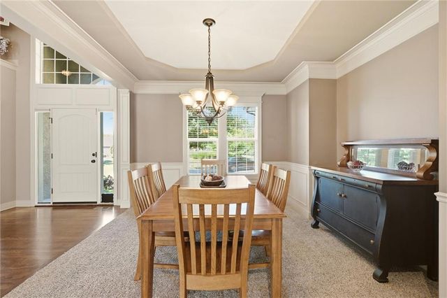 15447 W 164th Terrace, Olathe, KS 66062