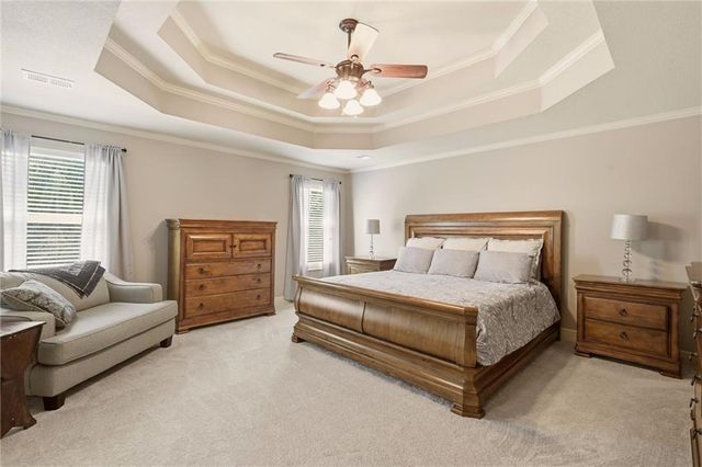 15447 W 164th Terrace, Olathe, KS 66062