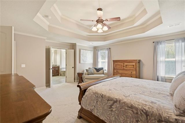 15447 W 164th Terrace, Olathe, KS 66062