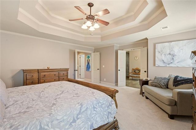 15447 W 164th Terrace, Olathe, KS 66062