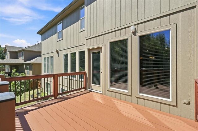 15447 W 164th Terrace, Olathe, KS 66062