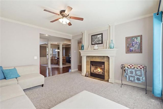 15447 W 164th Terrace, Olathe, KS 66062