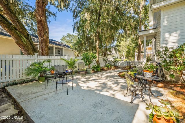 33 Brisbane Drive, Beaufort, SC 29902