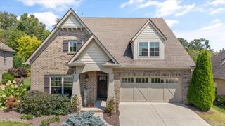818 Briarstone Lane, Knoxville, TN 37934