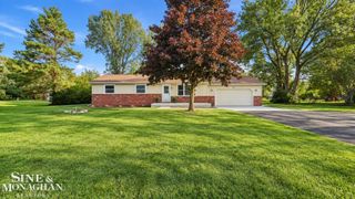 2310 Fred W Moore Highway, Saint Clair, MI 48079
