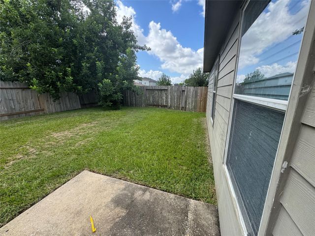 16942 Reston Glen Lane, Houston, TX 77073