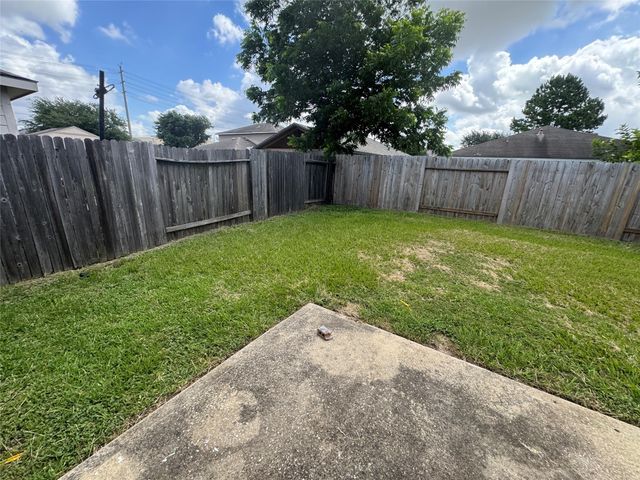 16942 Reston Glen Lane, Houston, TX 77073