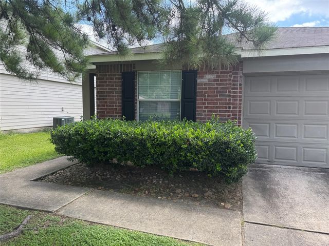 16942 Reston Glen Lane, Houston, TX 77073