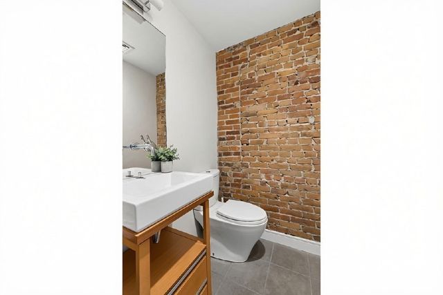 12 Gloucester Street 4, Boston, MA 02115