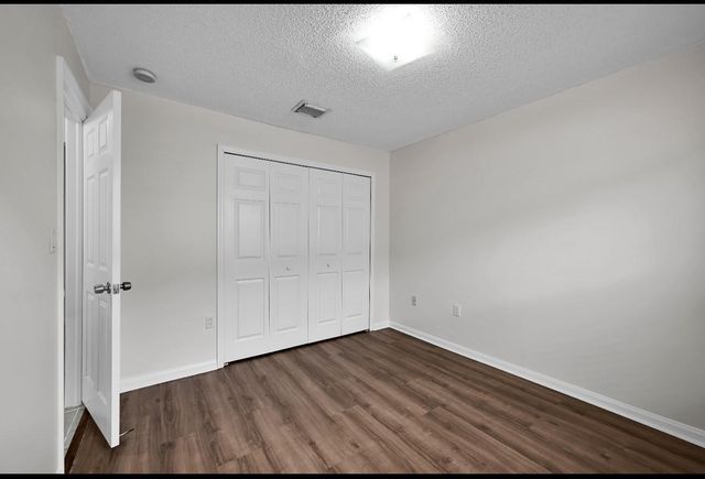 13761 N Garden Cove Circle, Davie, FL 33325