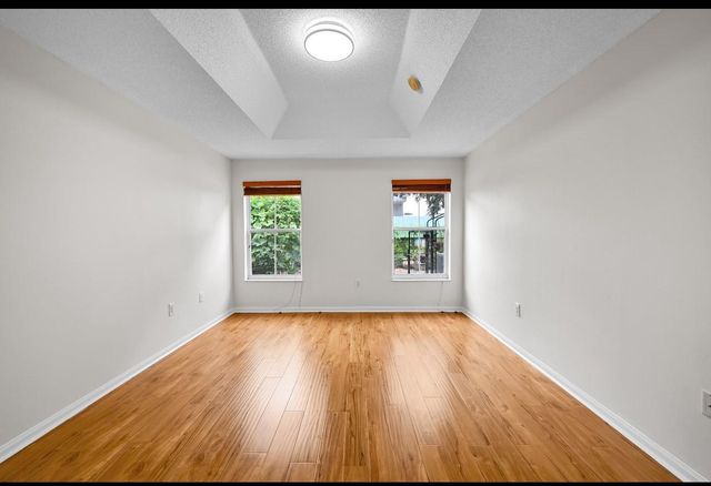 13761 N Garden Cove Circle, Davie, FL 33325