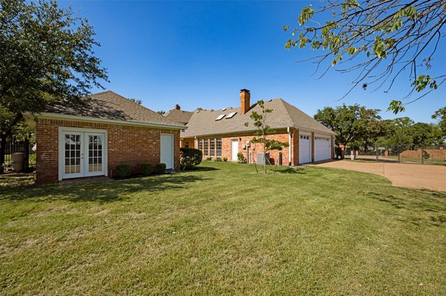 105 Meadow View, Argyle, TX 76226