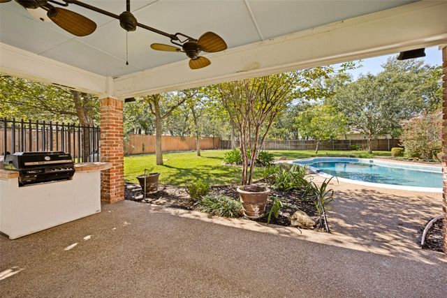 105 Meadow View, Argyle, TX 76226