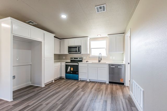 112 Private Road 1307, Bridgeport, TX 76426