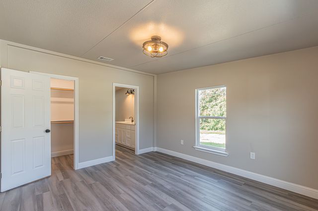 112 Private Road 1307, Bridgeport, TX 76426