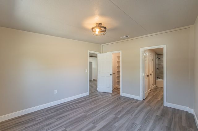 112 Private Road 1307, Bridgeport, TX 76426