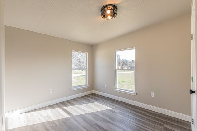 112 Private Road 1307, Bridgeport, TX 76426