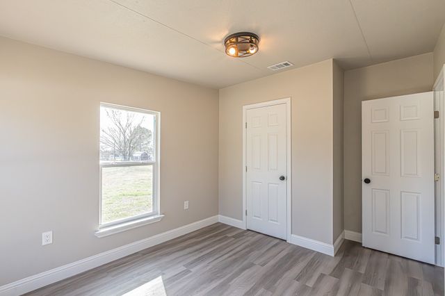 112 Private Road 1307, Bridgeport, TX 76426