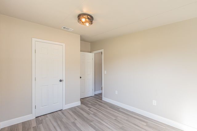 112 Private Road 1307, Bridgeport, TX 76426