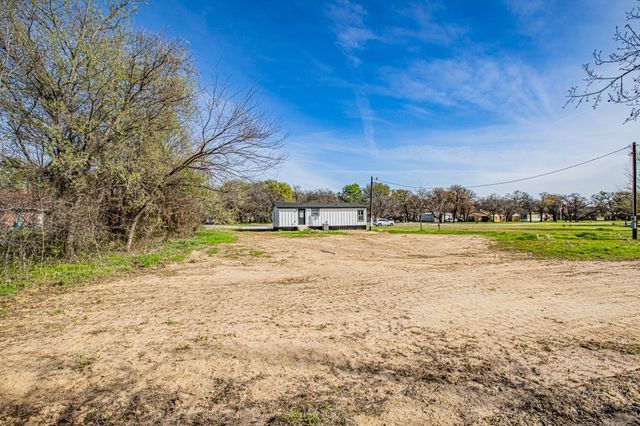112 Private Road 1307, Bridgeport, TX 76426