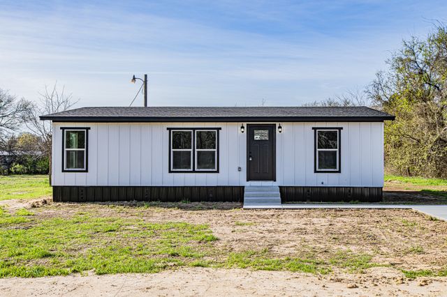 112 Private Road 1307, Bridgeport, TX 76426