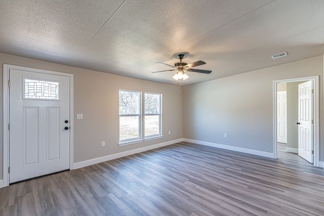 112 Private Road 1307, Bridgeport, TX 76426