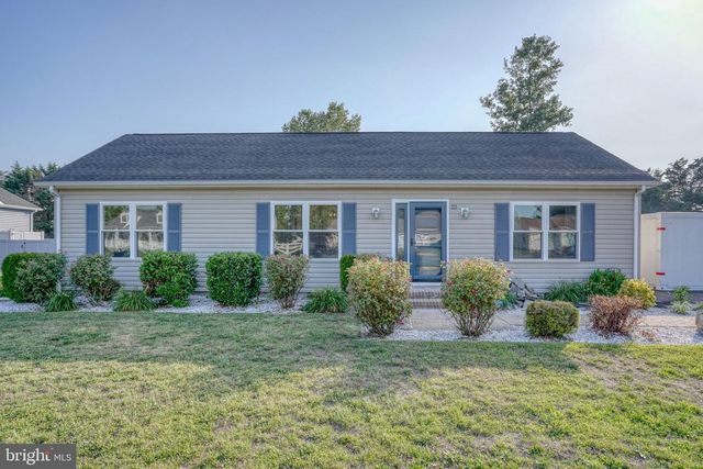 22 CIRCLE DR W, Milton, DE 19968