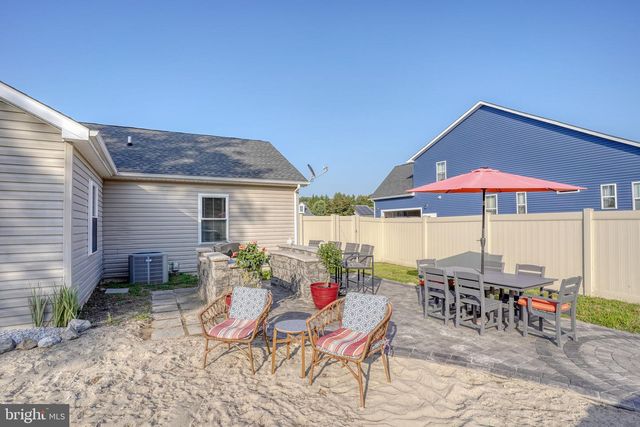 22 CIRCLE DR W, Milton, DE 19968