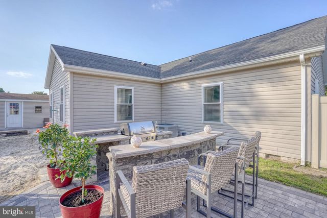 22 CIRCLE DR W, Milton, DE 19968