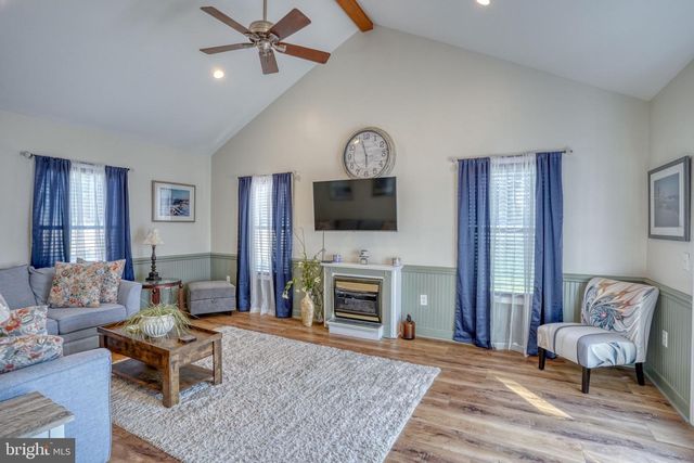 22 CIRCLE DR W, Milton, DE 19968