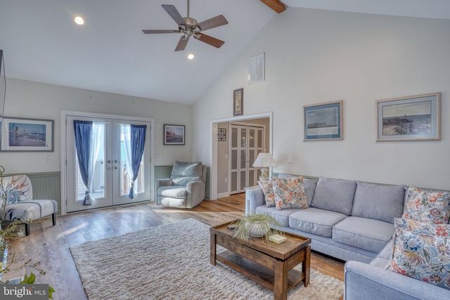 22 CIRCLE DR W, Milton, DE 19968