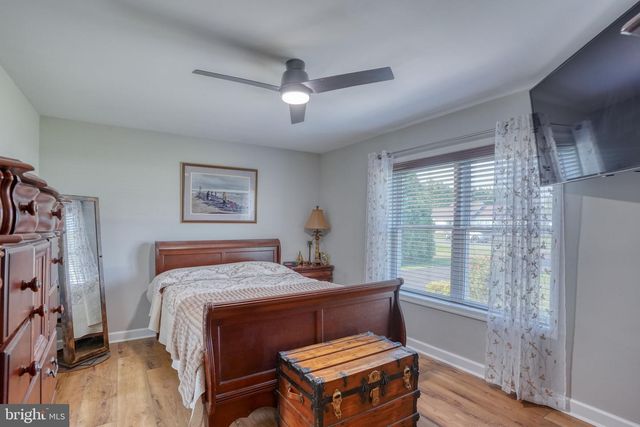 22 CIRCLE DR W, Milton, DE 19968