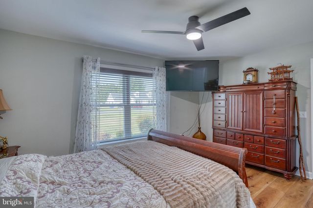 22 CIRCLE DR W, Milton, DE 19968