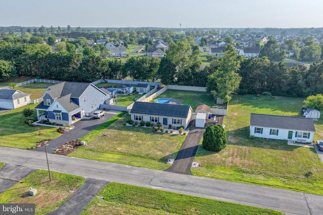 22 CIRCLE DR W, Milton, DE 19968