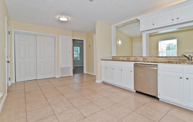 504 Circleview Drive, Mansfield, TX 76063
